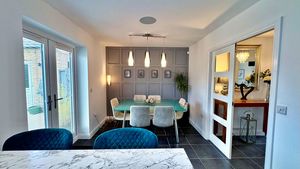 Photo 6- click for photo gallery